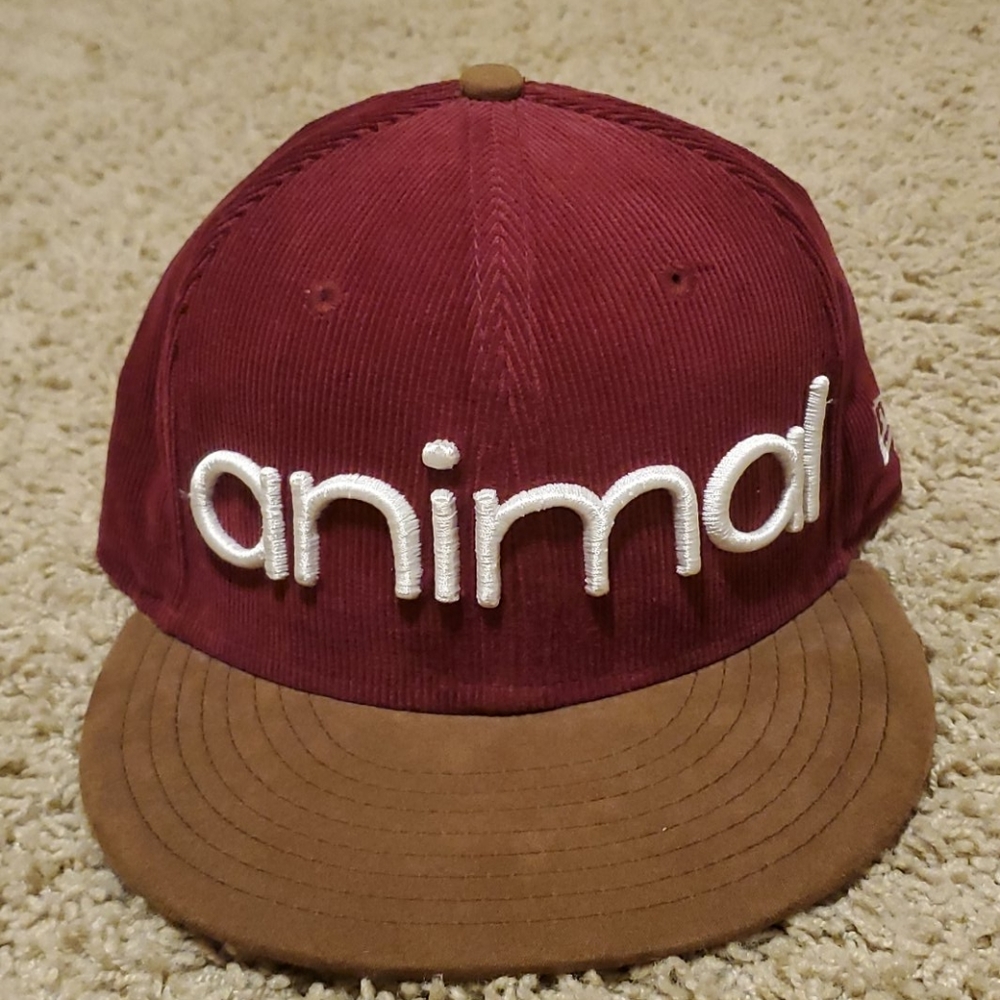 Animal fitted hat